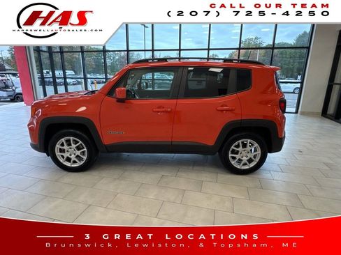 Used 2021 Jeep Renegade Latitude w/ Convenience Group image 2