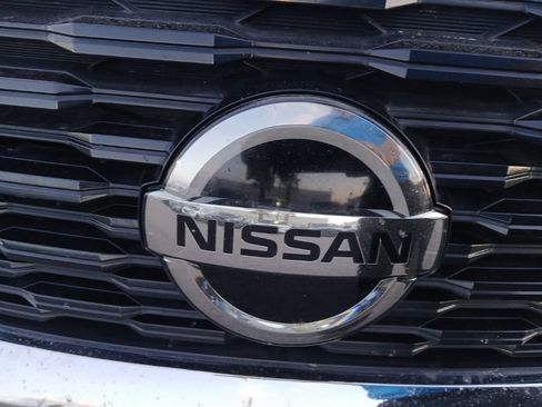 Used 2021 Nissan Rogue SV AWD/4WD image 2