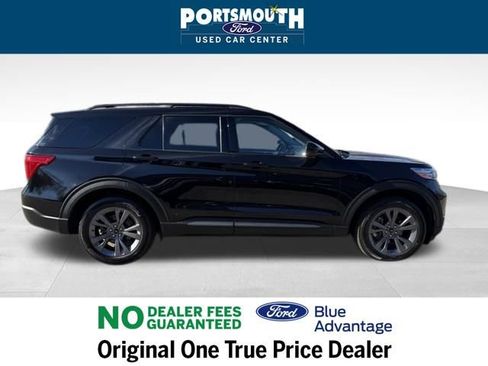 Certified 2022 Ford Explorer XLT w/ Equipment Group 202A image 6