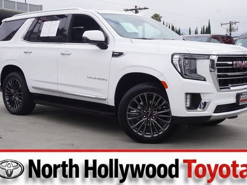 Used 2023 GMC Yukon SLT w/ SLT Premium Package RWD image 1