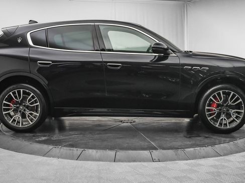 New 2025 Maserati Grecale GT AWD/4WD image 9