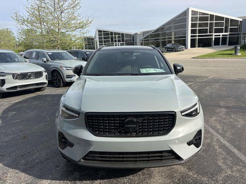 New 2026 Volvo XC40 B5 Ultra w/ Protection Package Premier AWD/4WD image 2