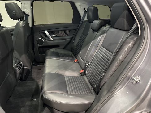 Used 2023 Land Rover Discovery Sport S image 26