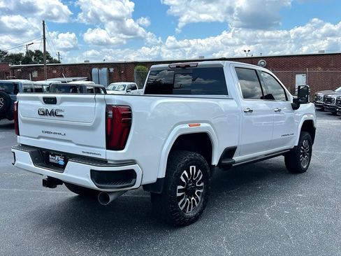 Used 2025 GMC Sierra 2500 Denali Ultimate AWD/4WD image 6