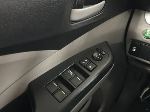 Used 2013 Honda CR-V LX image 17