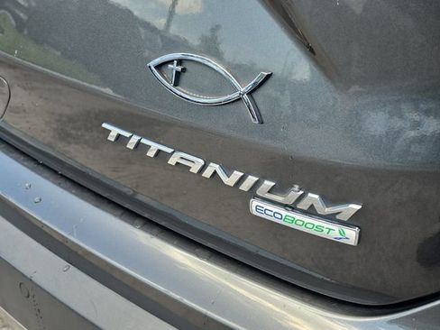 Used 2020 Ford Edge Titanium w/ Equipment Group 301A FWD image 6