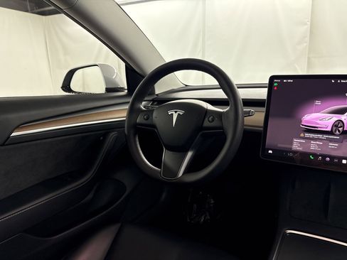 Used 2023 Tesla Model 3 Standard Range image 28