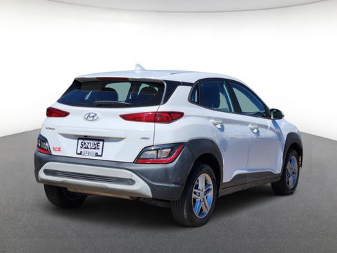 Used 2023 Hyundai Kona SE AWD/4WD image 3