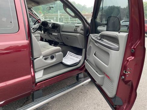 Used 2006 Ford F250 XLT AWD/4WD image 23