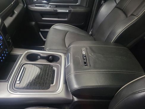 Used 2017 RAM 3500 Laramie Longhorn image 30