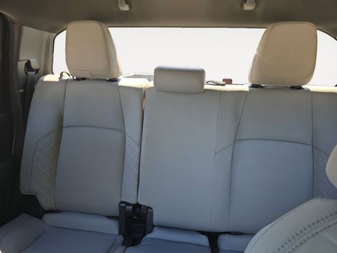 Used 2024 Toyota Tacoma SR5 image 22