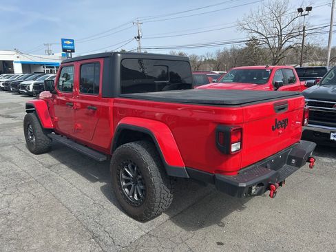 Used 2021 Jeep Gladiator Sport image 6