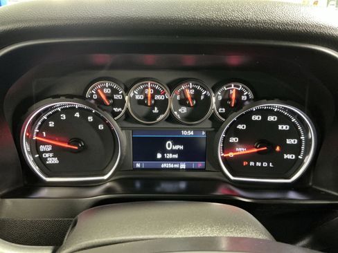 Used 2021 Chevrolet Silverado 1500 Custom w/ Safety Confidence Package image 25