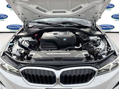 Used 2023 BMW 330i xDrive Sedan w/ Premium Package AWD/4WD image 31