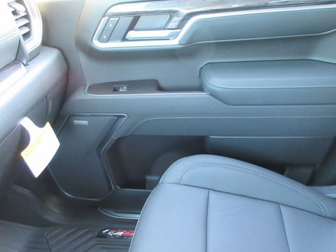 New 2026 Chevrolet Silverado 1500 LTZ w/ LTZ Premium Package AWD/4WD image 38