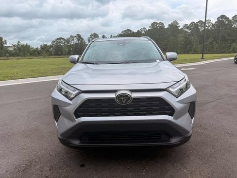 Used 2025 Toyota RAV4 XLE w/ Convenience Package FWD image 13