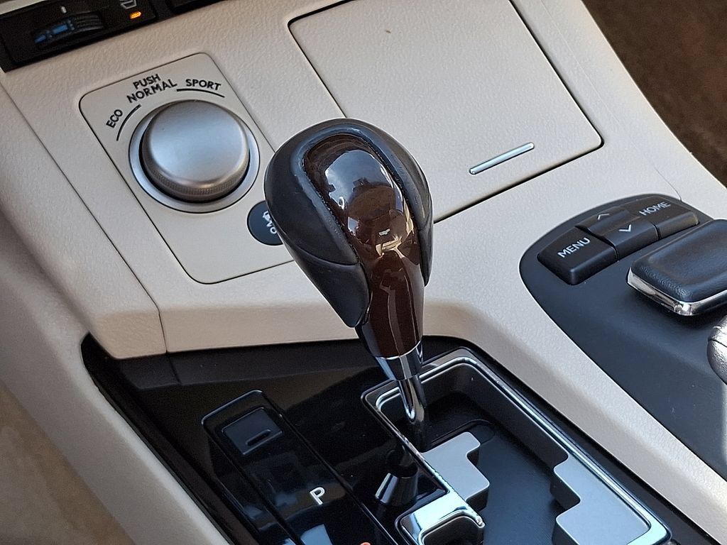 Used 2015 Lexus ES 350 w/ Luxury Package FWD image 15