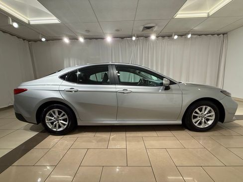 Certified 2025 Toyota Camry LE FWD image 6