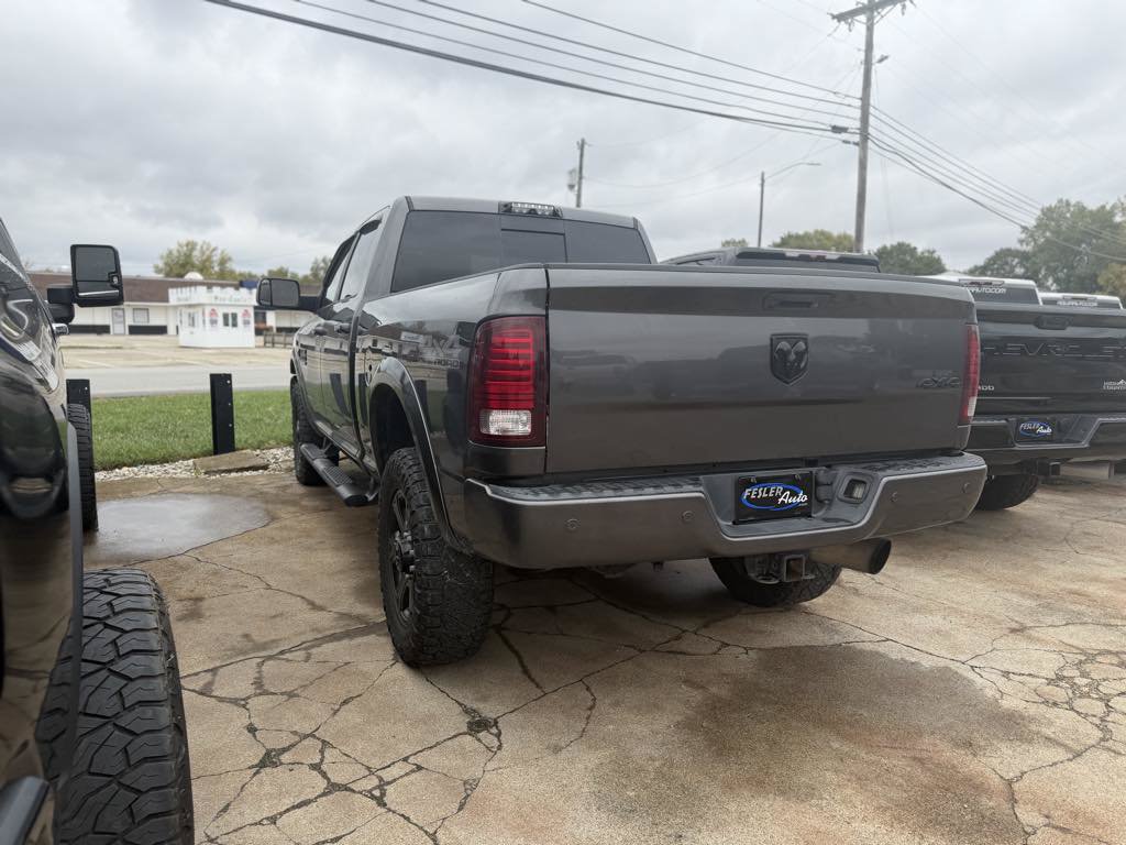 Used 2018 RAM 2500 Laramie w/ Sport Appearance Group AWD/4WD image 3