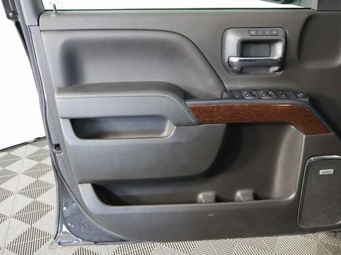 Used 2018 GMC Sierra 1500 SLT image 12