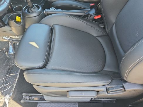 Used 2023 MINI Cooper S image 13