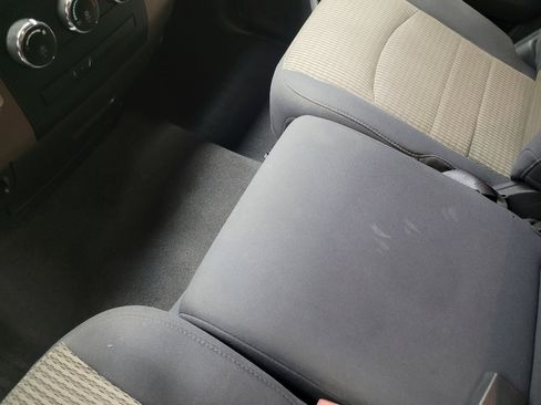 Used 2012 RAM 1500 Express RWD image 26
