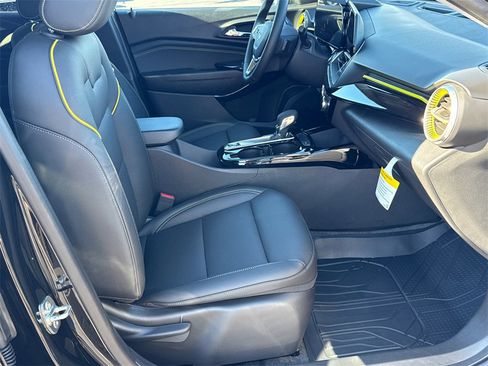 New 2026 Chevrolet Trax ACTIV w/ Driver Confidence Package image 14