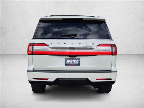 Used 2021 Lincoln Navigator Black Label w/ Cargo Convenience Package AWD/4WD image 7
