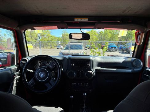 Used 2017 Jeep Wrangler Unlimited Sport w/ Quick Order Package 24S AWD/4WD image 20