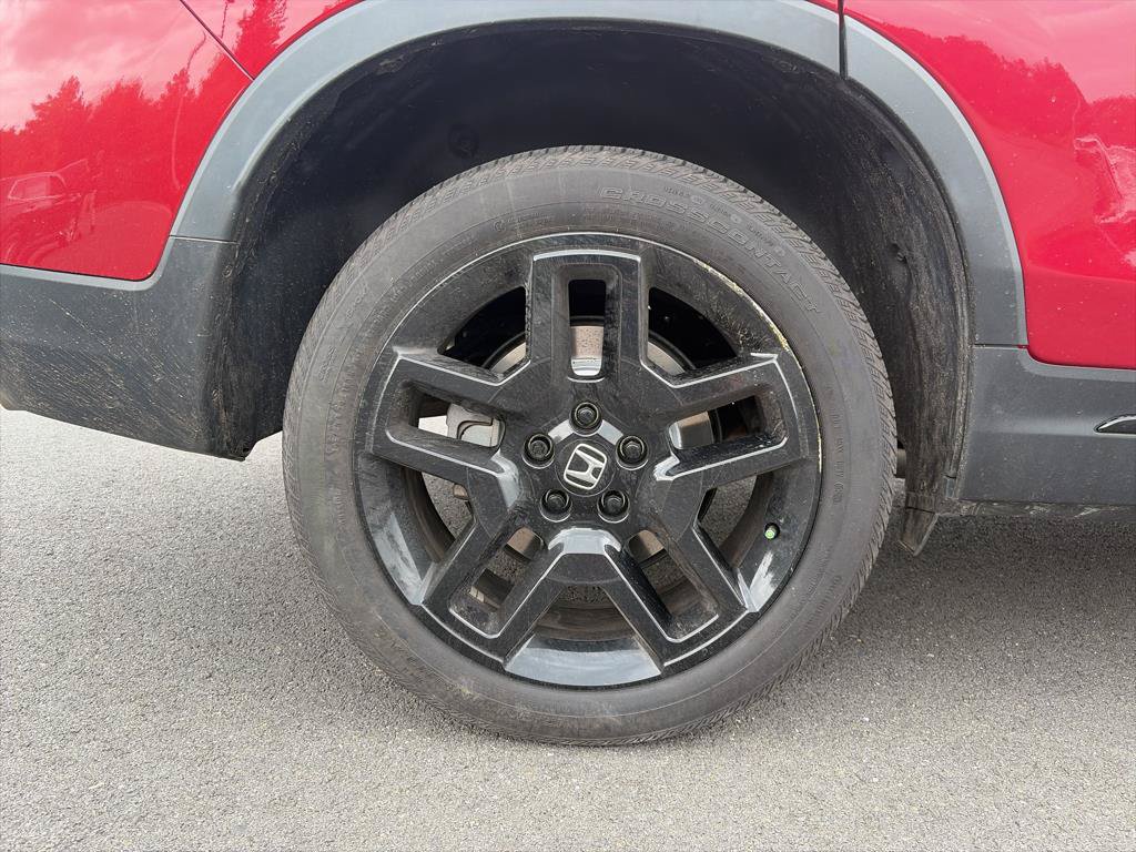 Certified 2024 Honda Passport Black Edition image 25