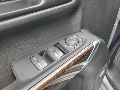 Used 2019 Chevrolet Silverado 1500 RST AWD/4WD image 30