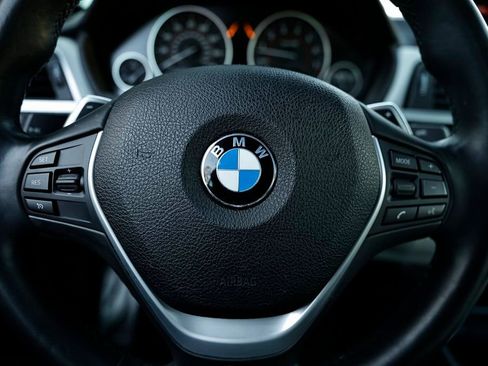 Used 2020 BMW 430i Convertible w/ M Sport Package image 32