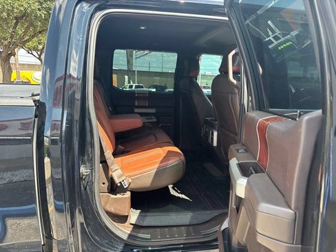 Used 2018 Ford F150 King Ranch w/ Equipment Group 601A Luxury AWD/4WD image 56
