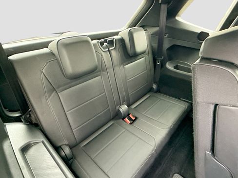 Certified 2020 Volkswagen Tiguan SE R-Line image 26