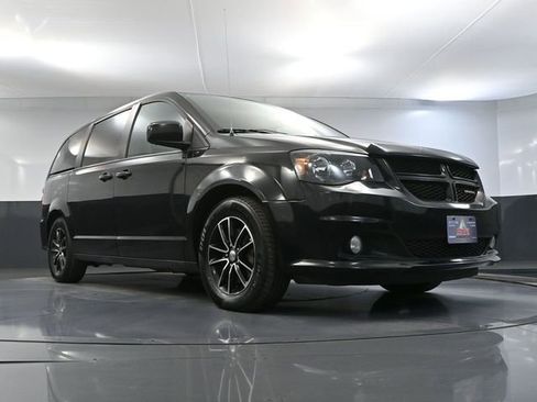 Used 2018 Dodge Grand Caravan GT image 47