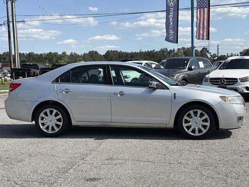 Used 2012 Lincoln MKZ FWD image 8