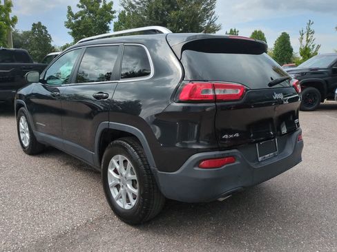 Used 2015 Jeep Cherokee Latitude w/ Comfort/Convenience Group AWD/4WD image 4