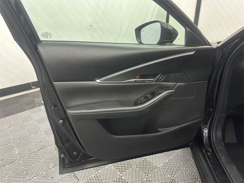 Used 2023 MAZDA CX-30 AWD 2.5 S w/ Preferred Package image 11