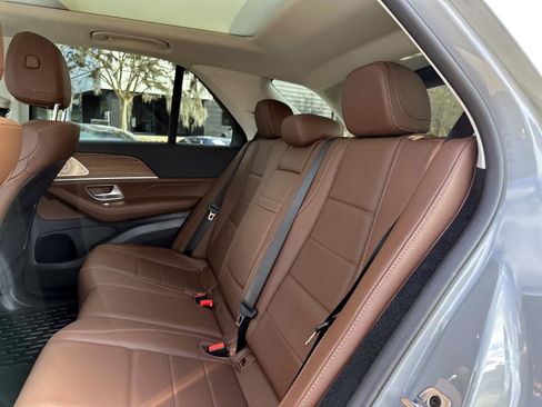 Certified 2025 Mercedes-Benz GLE 350 4MATIC image 14