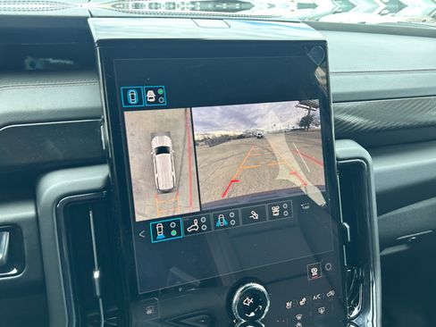 New 2026 GMC Yukon XL AT4 w/ AT4 Premium Plus Package image 15