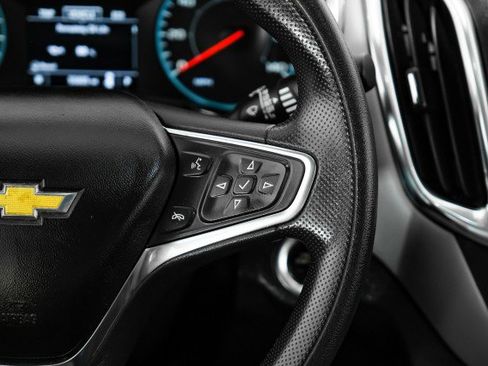 Used 2021 Chevrolet Equinox LS image 15