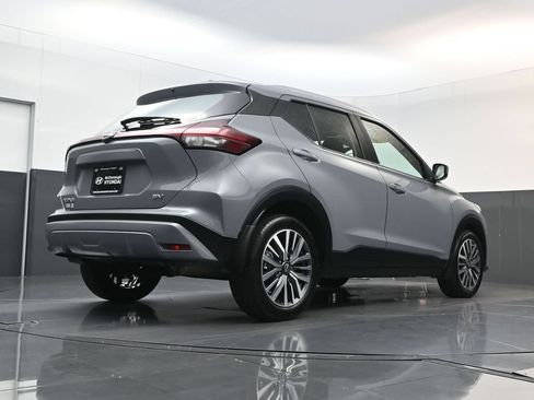 Used 2024 Nissan Kicks SV FWD image 23
