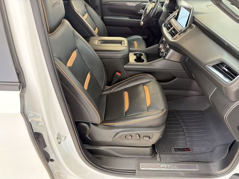 Used 2023 GMC Yukon AT4 w/ Technology Package AWD/4WD image 30