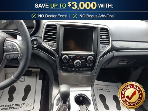 Used 2017 Jeep Grand Cherokee Trailhawk AWD/4WD image 20