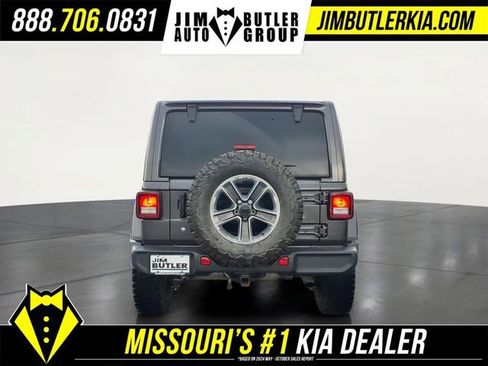 Used 2020 Jeep Wrangler Unlimited Sahara AWD/4WD image 22