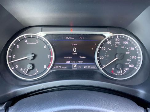 Used 2025 Nissan Sentra SR w/ SR Premium Package FWD image 26