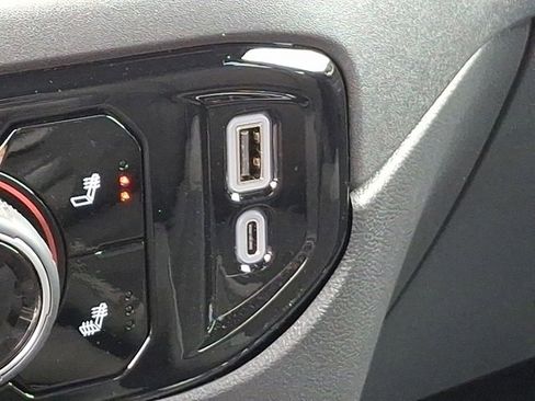 Used 2024 Chevrolet Silverado 1500 LT Trail Boss w/ Protection Package image 15