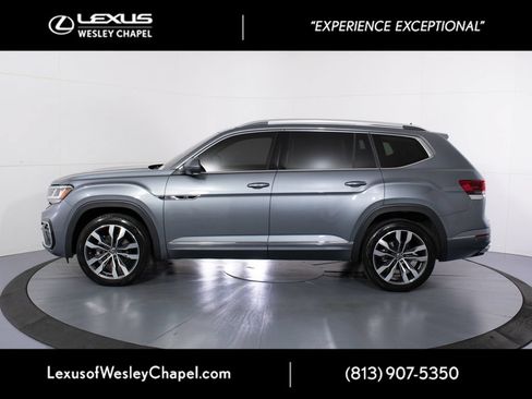 Used 2023 Volkswagen Atlas SEL Premium AWD/4WD image 8
