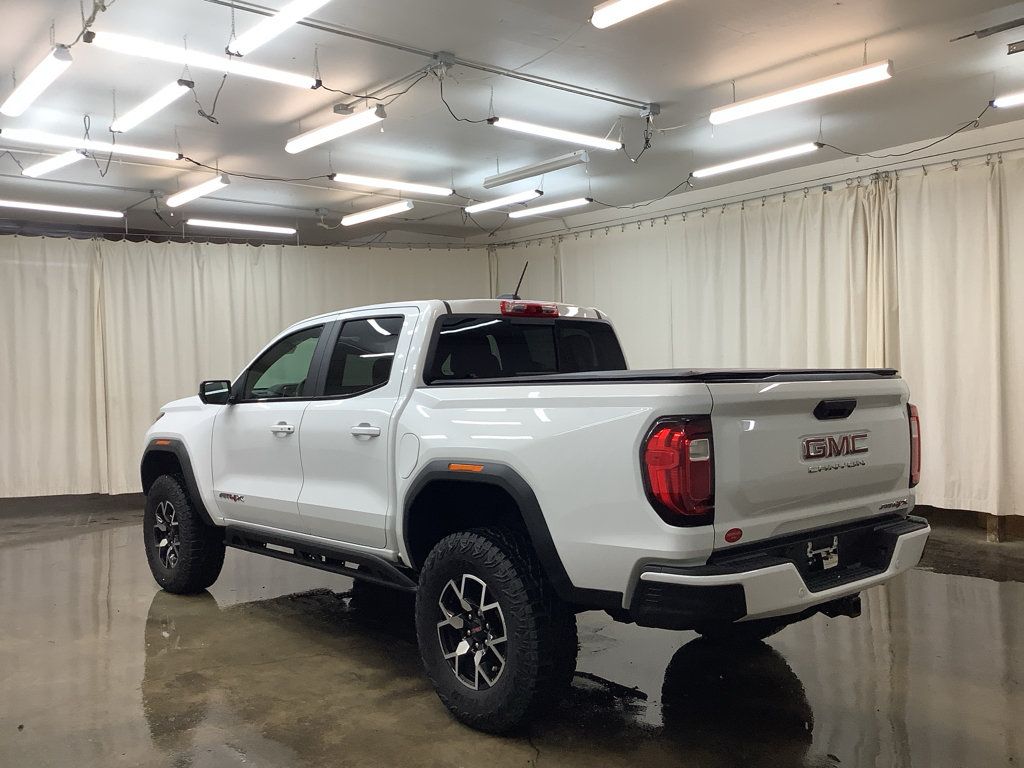 Used 2024 GMC Canyon AT4X AWD/4WD image 8