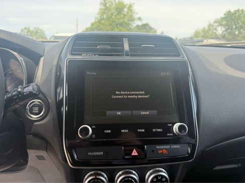 Used 2020 Mitsubishi Outlander Sport SE AWD/4WD image 12